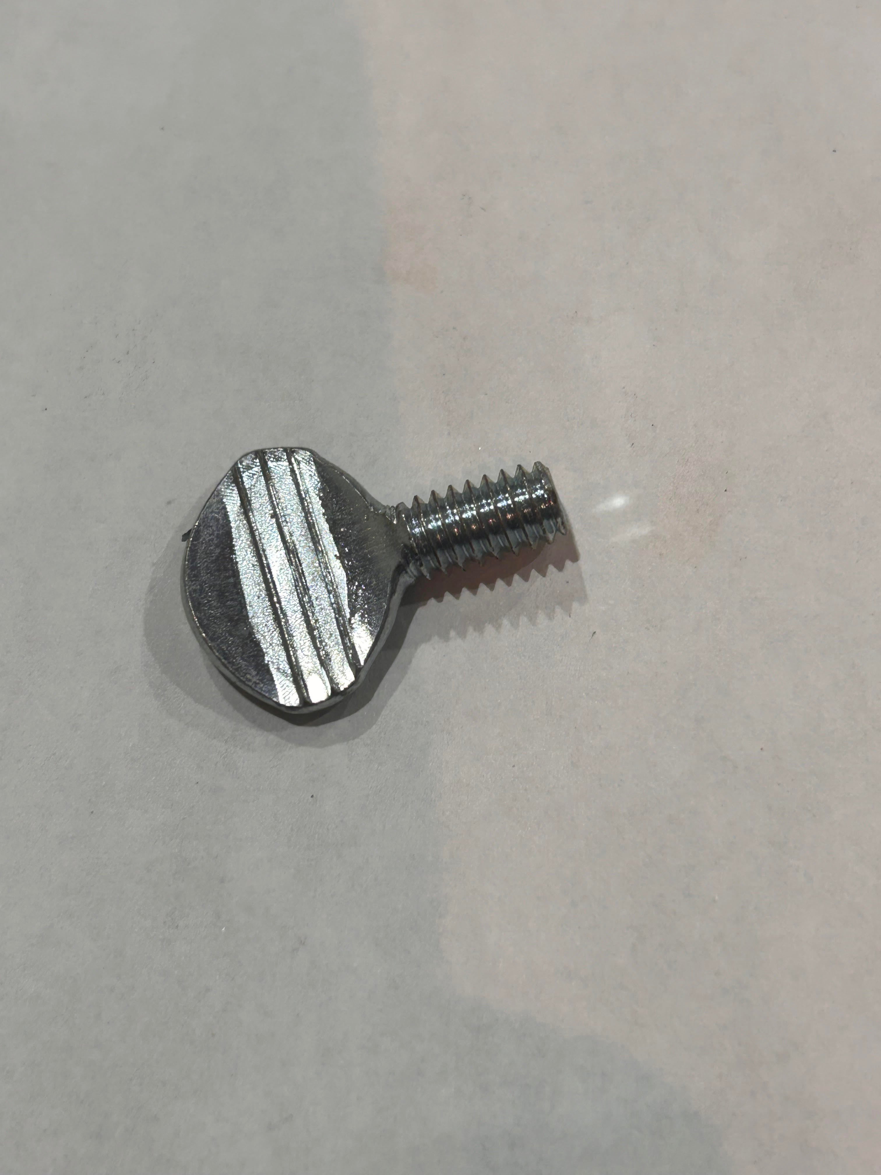 CUB CADET WING SCREW, PART NUMBER: IH-62372-C2