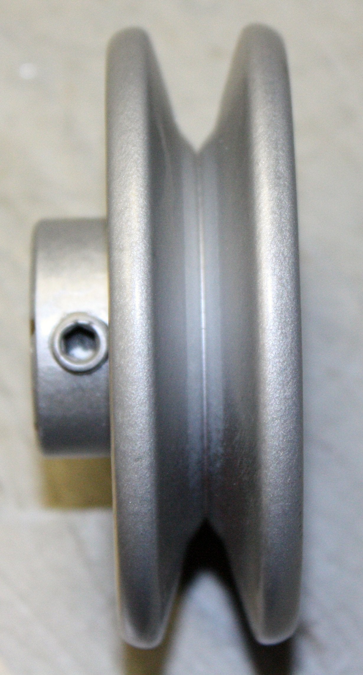 Rotary 762 3 1/4" Cast Steel V Idler Pulley P-316 3/4" CH 3/16" Keyway