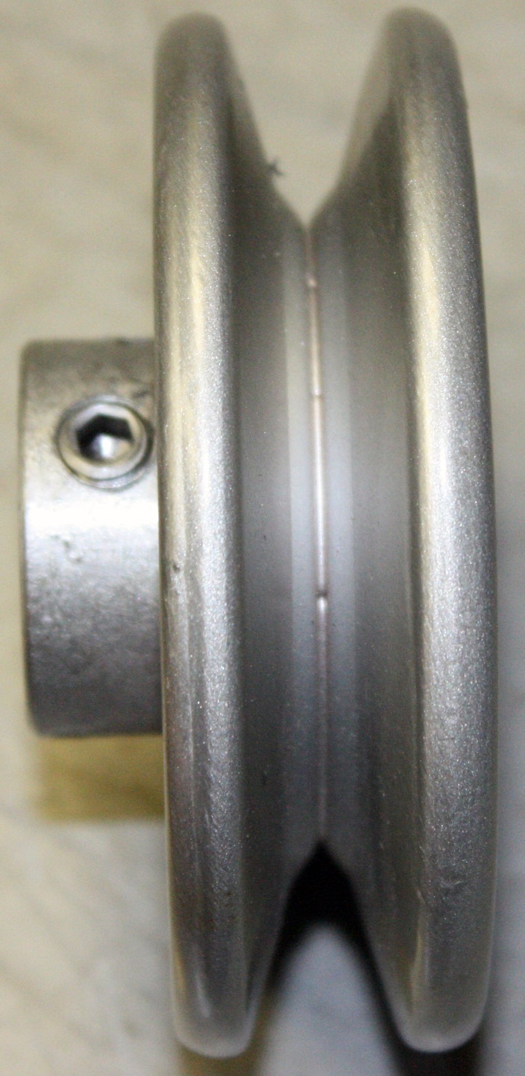 Rotary 761 3 1/4" Cast Steel V Idler Pulley P-315 5/8" CH 3/16" Keyway