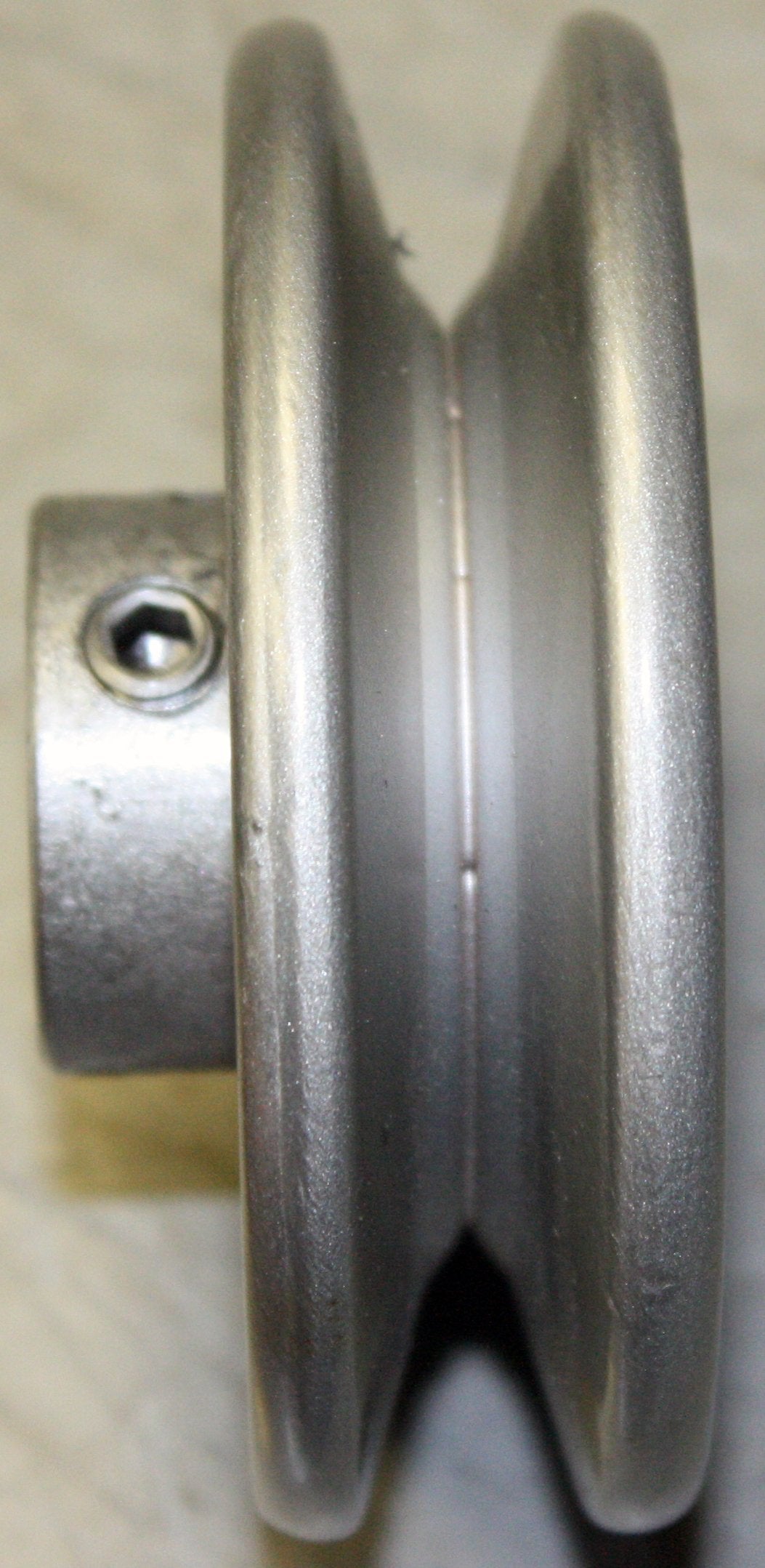 Rotary 761 3 1/4" Cast Steel V Idler Pulley P-315 5/8" CH 3/16" Keyway